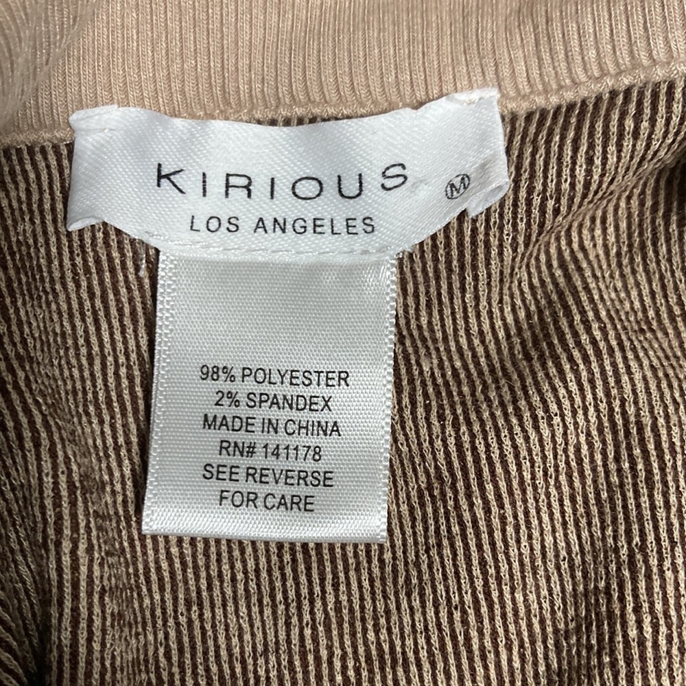 Medium Sized Kirious Los Angeles brown pattern 2 piece set. Skirt And Top - Picture 7 of 8